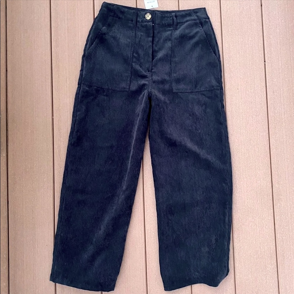 NWT Cotton On high rise black cropped corduroys